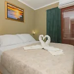 Neptun Apartmán Pirovac
