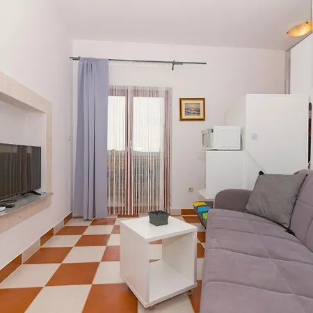 Apartamento Neptun Pirovac
