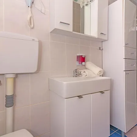 Apartamento Neptun Pirovac