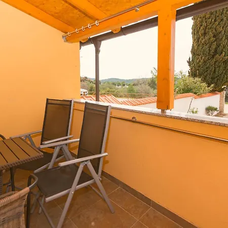 Neptun Apartamento Pirovac