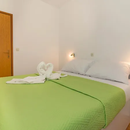 Neptun דירה פירובאץ