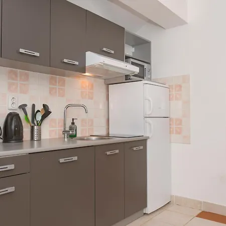 Neptun Apartamento *