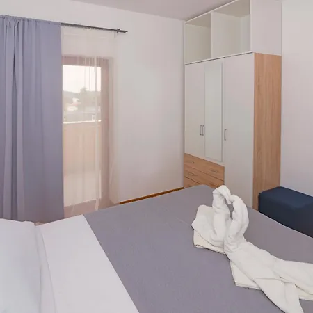 Apartamento Neptun Pirovac