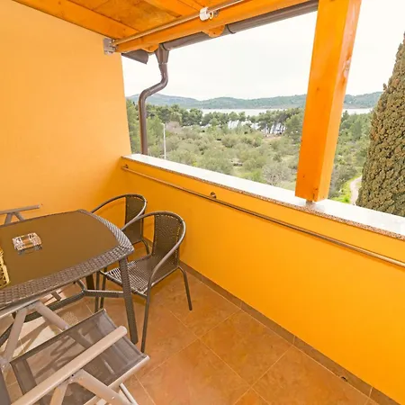 Neptun Apartamento *