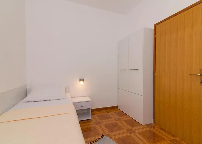 Neptun * ピロヴァッツ