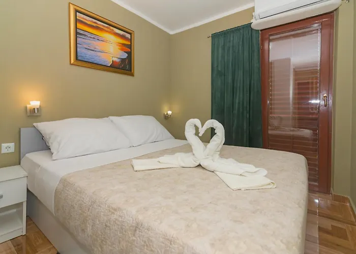 Neptun Apartamento Pirovac