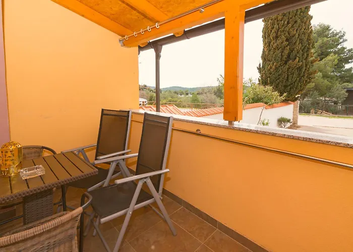 Neptun アパート ピロヴァッツ