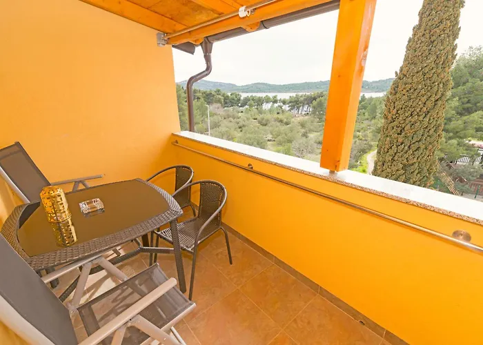 Neptun Apartamento *